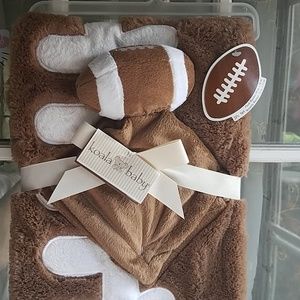 2 pc. Football Plush Blanket